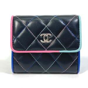 CHANEL Black Wallet